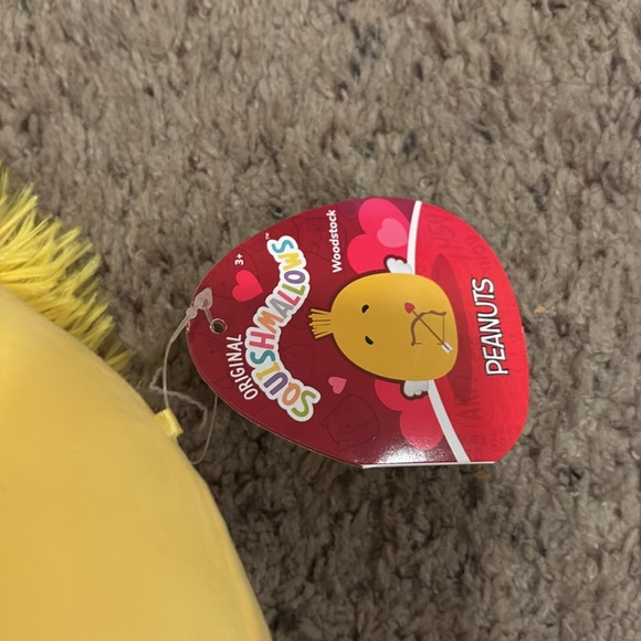 New adorable peanuts squishmallow - Picture 2 of 3